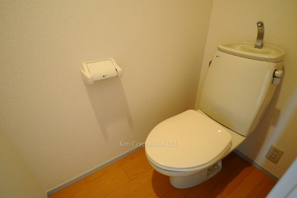 芝浦スクエアハイツの写真 トイレ ※15階の同じ間取タイプを撮影。仕様が異なることがあります。