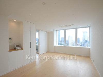 パークアクシス青山一丁目タワーの写真 リビングダイニング ※17階の同じ間取タイプを撮影。仕様が異なることがあります。