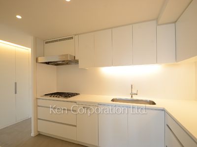 パークアクシス青山一丁目タワーの写真 キッチン ※17階の同じ間取タイプを撮影。仕様が異なることがあります。