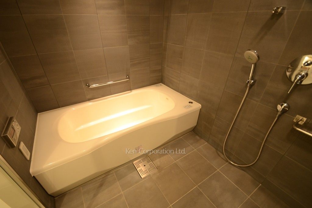 パークアクシス青山一丁目タワーの写真 バスルーム ※17階の同じ間取タイプを撮影。仕様が異なることがあります。