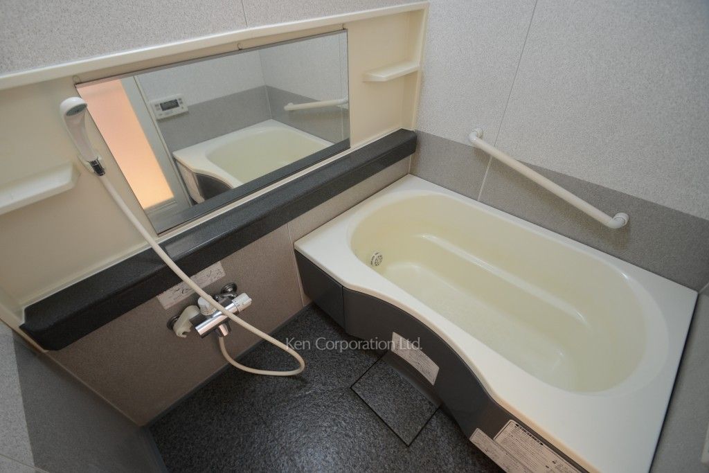 レジディア新川Ⅱの写真 バスルーム ※4階の同じ間取タイプを撮影。仕様が異なることがあります。