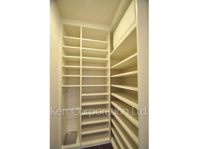 THE ROPPONGI TOKYO SUPERIOR RESIDENCEの写真 シューズインクローゼット ※10階の同じ間取タイプを撮影。仕様が異なることがあります。