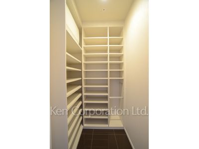 THE ROPPONGI TOKYO SUPERIOR RESIDENCEの写真 シューズインクローゼット
