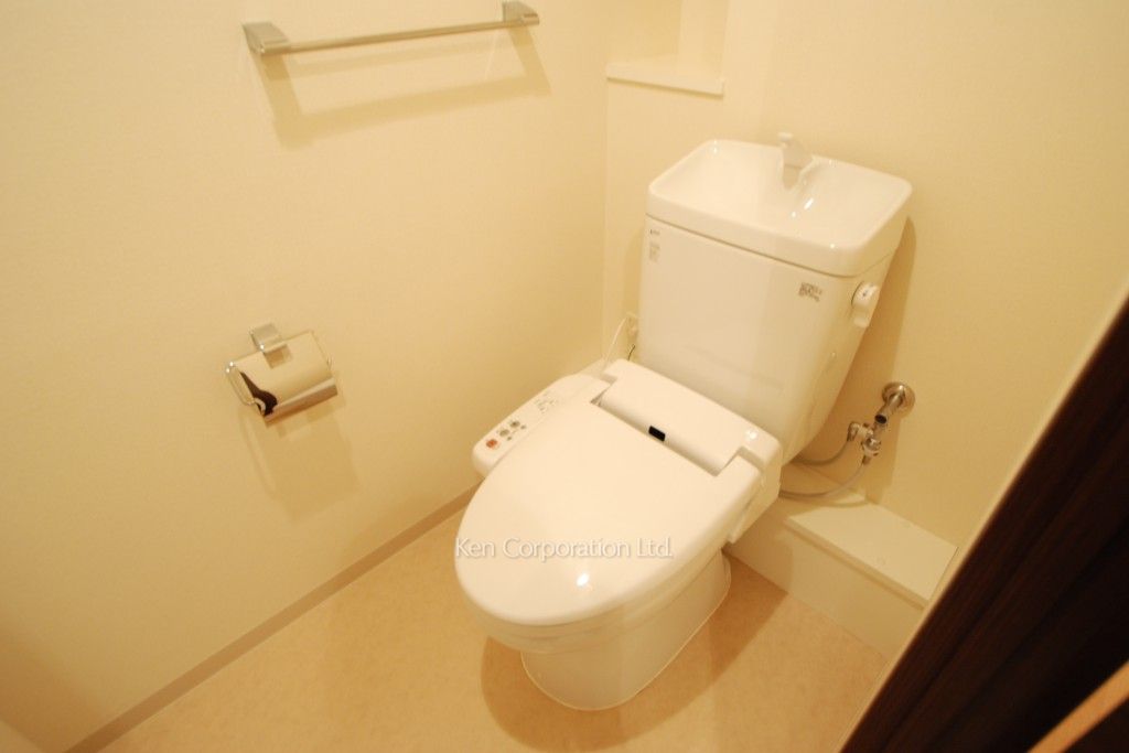 トイレ ※15階の同じ間取タイプを撮影。仕様が異なることがあります。（9階・1DK）  ※写真の無断転載禁止