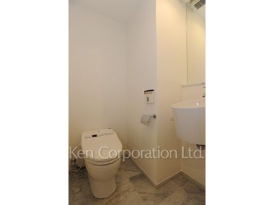 カスタリア麻布十番七面坂の写真 トイレ ※1階の同じ間取タイプを撮影。仕様が異なることがあります。