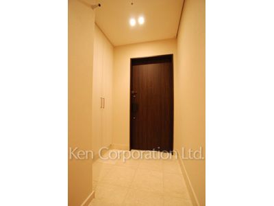 ラ・トゥール新宿グランドの写真 玄関 ※19階の同じ間取タイプを撮影。仕様が異なることがあります。