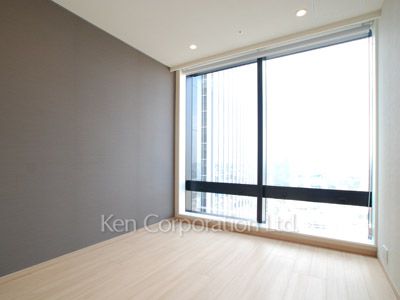 ラ・トゥール新宿グランドの写真 ベッドルーム ※19階の同じ間取タイプを撮影。仕様が異なることがあります。