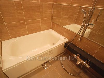 ラ・トゥール新宿グランドの写真 バスルーム ※19階の同じ間取タイプを撮影。仕様が異なることがあります。