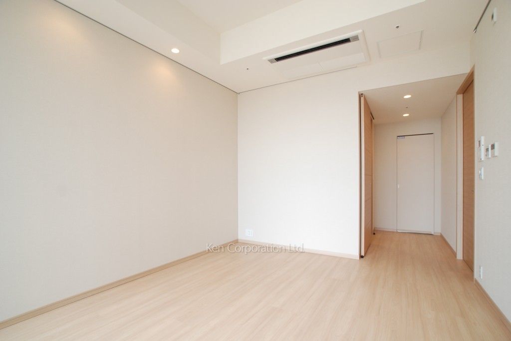 ラ・トゥール新宿グランドの写真 リビングダイニング ※19階の同じ間取タイプを撮影。仕様が異なることがあります。