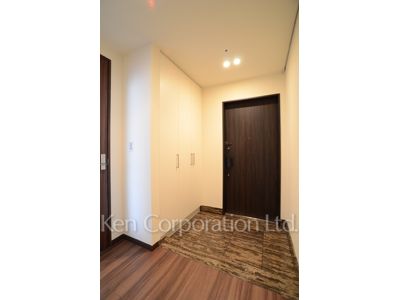 ラ・トゥール新宿グランドの写真 玄関 ※32階の同じ間取タイプを撮影。仕様が異なることがあります。