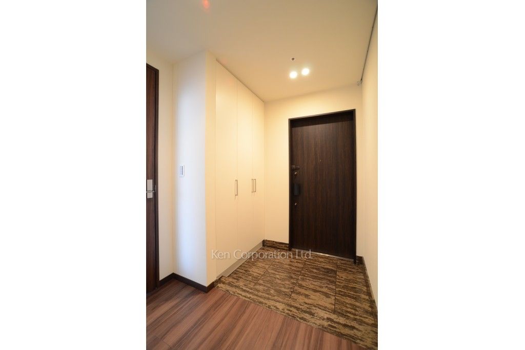 ラ・トゥール新宿グランドの写真 玄関 ※32階の同じ間取タイプを撮影。仕様が異なることがあります。