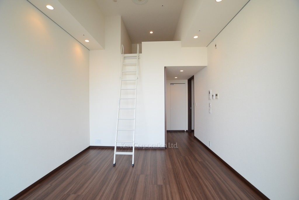 ラ・トゥール新宿グランドの写真 リビングダイニング ※32階の同じ間取タイプを撮影。仕様が異なることがあります。