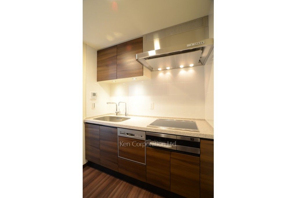 ラ・トゥール新宿グランドの写真 キッチン ※32階の同じ間取タイプを撮影。仕様が異なることがあります。