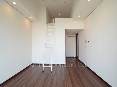 ラ・トゥール新宿グランドの写真 リビングダイニング ※32階の同じ間取タイプを撮影。仕様が異なることがあります。