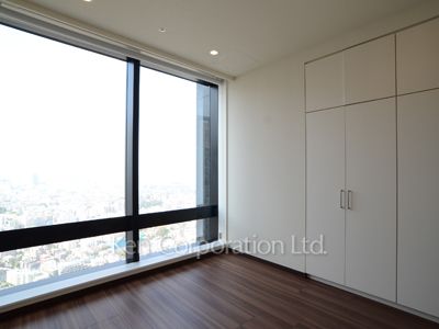 ラ・トゥール新宿グランドの写真 ベッドルーム ※32階の同じ間取タイプを撮影。仕様が異なることがあります。