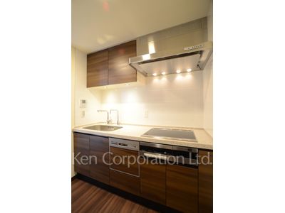 ラ・トゥール新宿グランドの写真 キッチン ※32階の同じ間取タイプを撮影。仕様が異なることがあります。