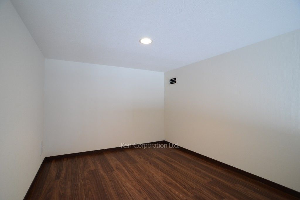 ラ・トゥール新宿グランドの写真 ロフト ※32階の同じ間取タイプを撮影。仕様が異なることがあります。