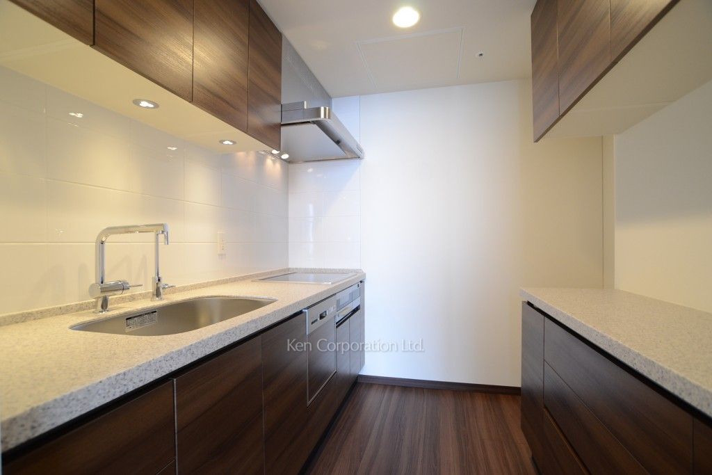 ラ・トゥール新宿グランドの写真 キッチン ※36階の同じ間取タイプを撮影。仕様が異なることがあります。