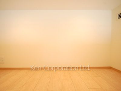 ラ・トゥール新宿グランドの写真 ロフト ※39階の同じ間取タイプを撮影。仕様が異なることがあります。
