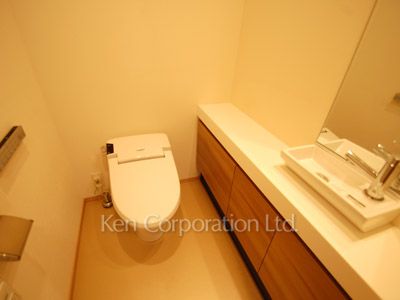 ラ・トゥール新宿グランドの写真 トイレ ※39階の同じ間取タイプを撮影。仕様が異なることがあります。