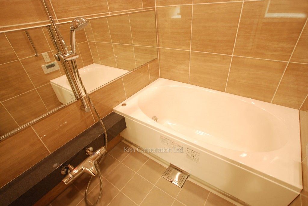 ラ・トゥール新宿グランドの写真 バスルーム ※15階の同じ間取タイプを撮影。仕様が異なることがあります。