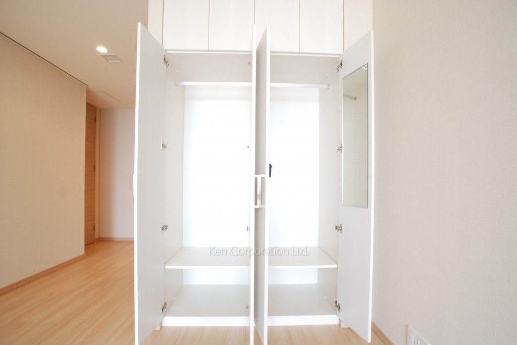 ラ・トゥール新宿グランドの写真 クローゼット ※15階の同じ間取タイプを撮影。仕様が異なることがあります。