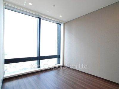 ラ・トゥール新宿グランドの写真 ベッドルーム ※28階の同じ間取タイプを撮影。仕様が異なることがあります。