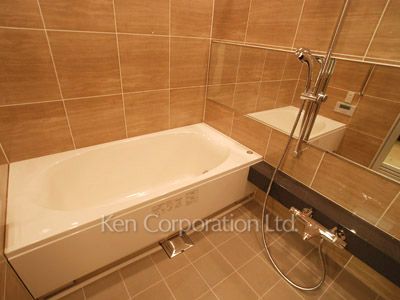 ラ・トゥール新宿グランドの写真 バスルーム ※28階の同じ間取タイプを撮影。仕様が異なることがあります。