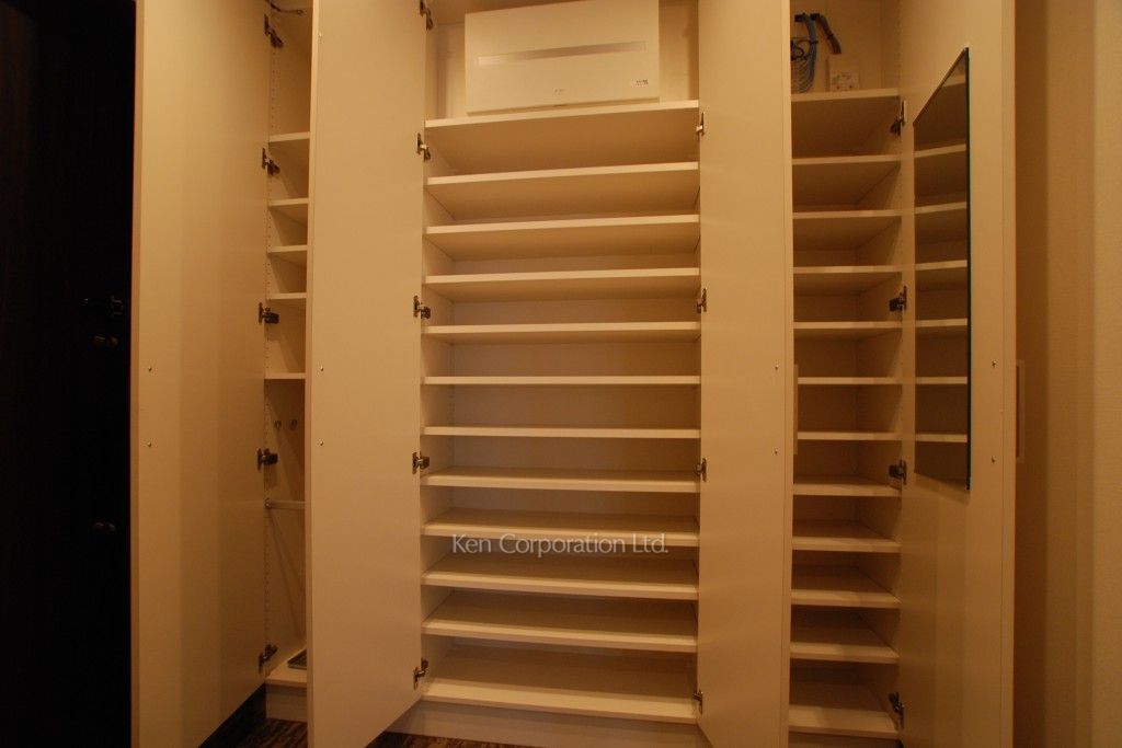 ラ・トゥール新宿グランドの写真 シューズクローゼット ※28階の同じ間取タイプを撮影。仕様が異なることがあります。