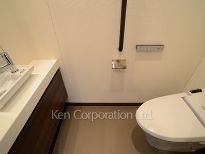 ラ・トゥール新宿グランドの写真 トイレ ※32階の同じ間取タイプを撮影。仕様が異なることがあります。