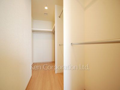 ラ・トゥール新宿グランドの写真 ウォークインクローゼット ※39階の同じ間取タイプを撮影。仕様が異なることがあります。