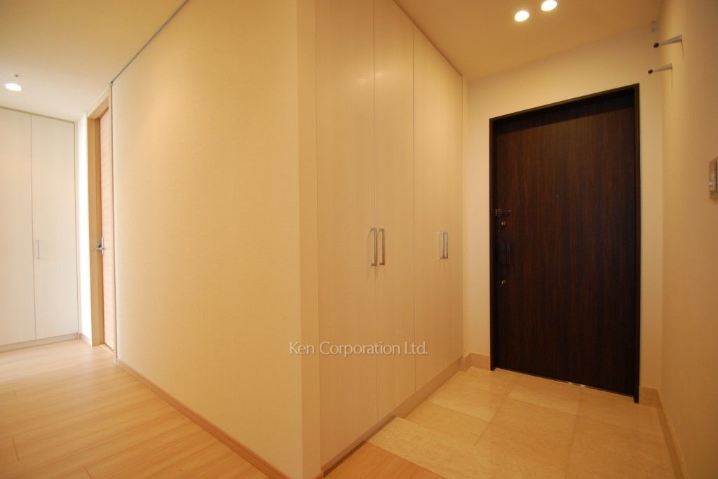 ラ・トゥール新宿グランドの写真 玄関 ※39階の同じ間取タイプを撮影。仕様が異なることがあります。