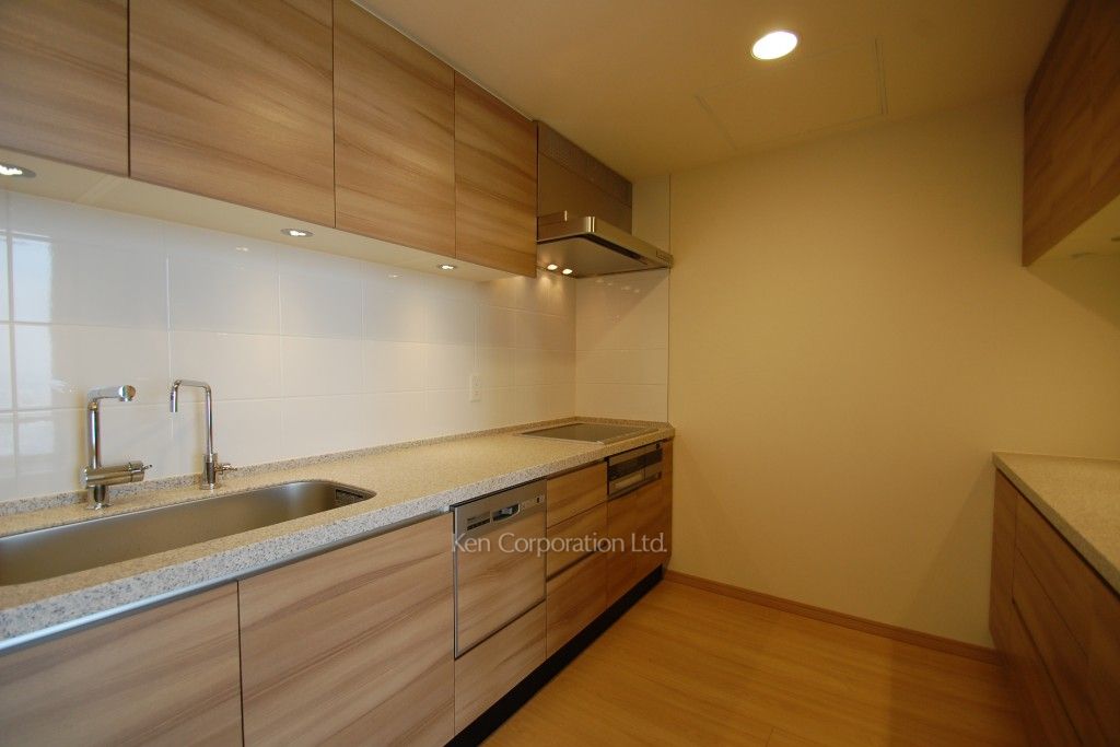 ラ・トゥール新宿グランドの写真 キッチン ※39階の同じ間取タイプを撮影。仕様が異なることがあります。