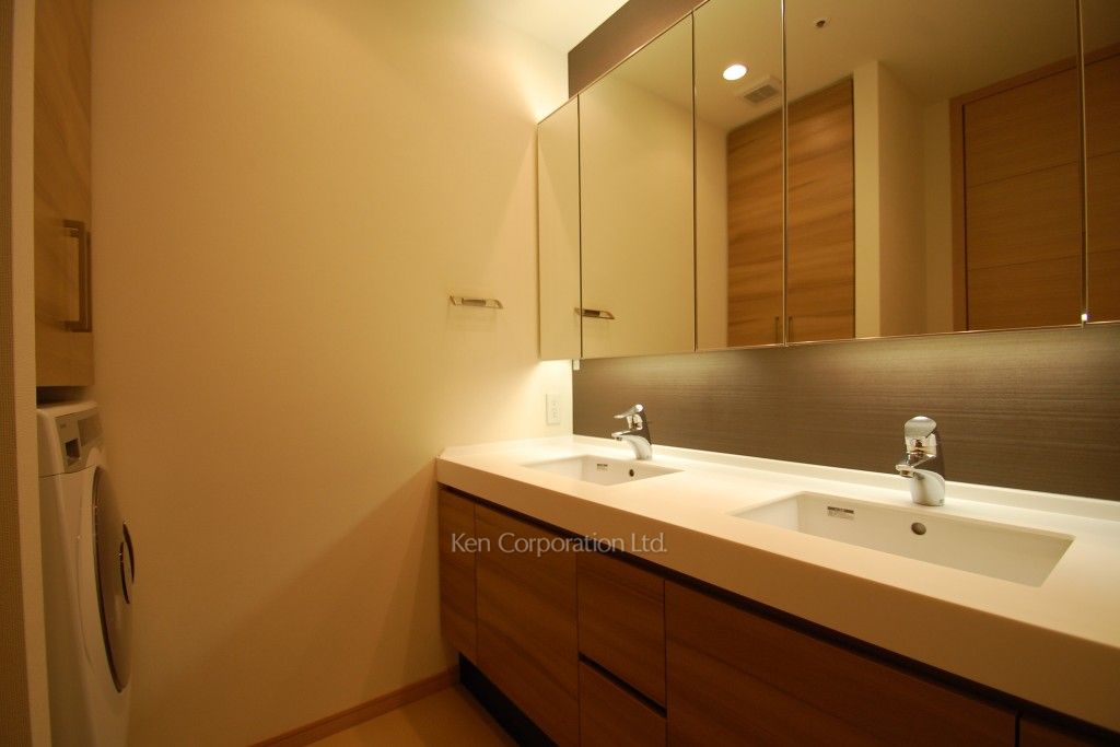 ラ・トゥール新宿グランドの写真 パウダールーム ※39階の同じ間取タイプを撮影。仕様が異なることがあります。