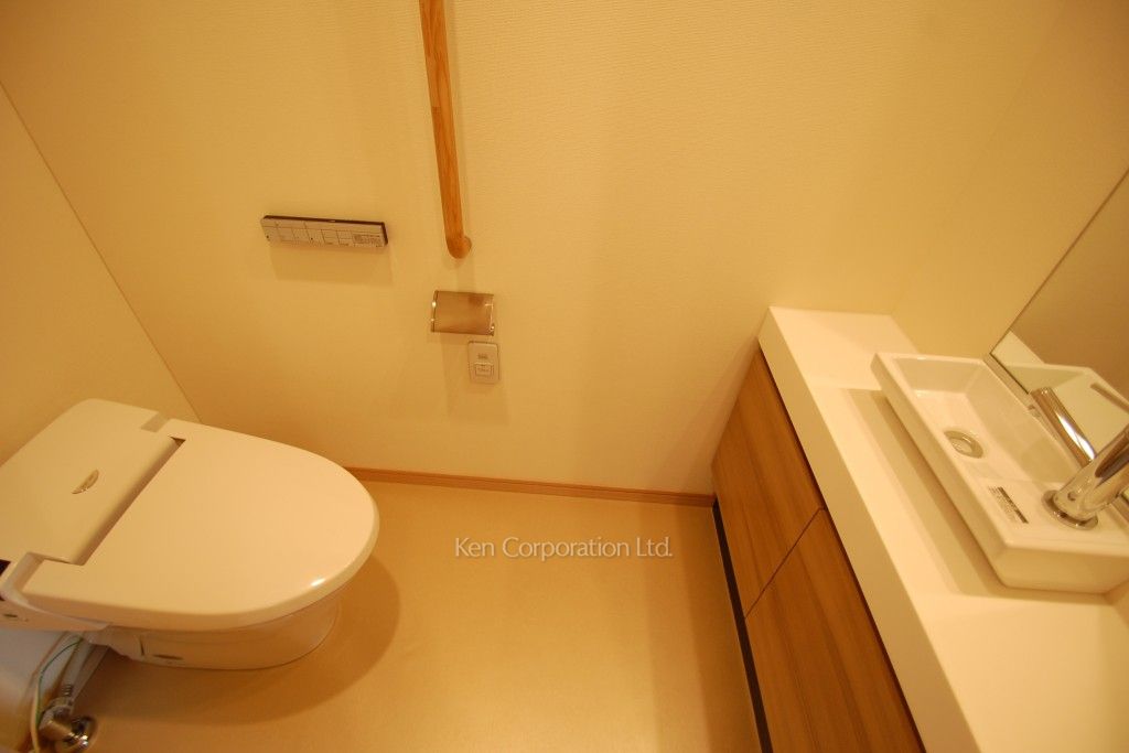 ラ・トゥール新宿グランドの写真 トイレ ※39階の同じ間取タイプを撮影。仕様が異なることがあります。