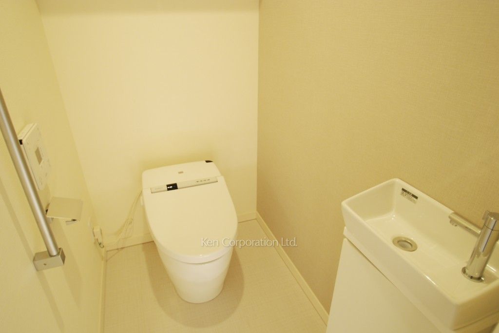 パークアクシス御成門の写真 トイレ ※20階の同じ間取タイプを撮影。仕様が異なることがあります。