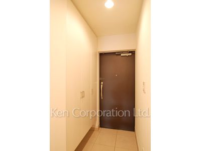 レジディア祐天寺の写真 玄関