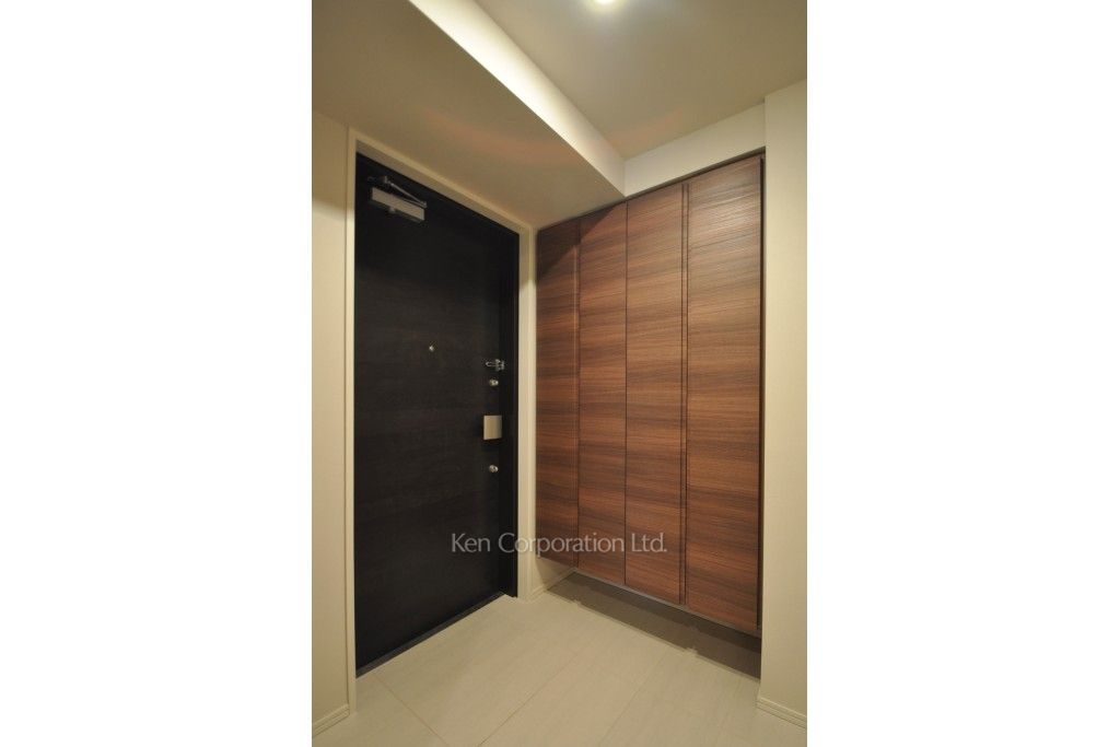 コンフォリア新宿イーストサイドタワーの写真 玄関 ※2階の同じ間取タイプを撮影。仕様が異なることがあります。