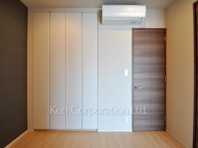 コンフォリア新宿イーストサイドタワーの写真 ベッドルーム ※18階の同じ間取タイプを撮影。仕様が異なることがあります。