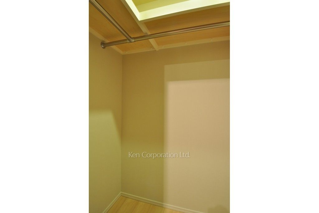 コンフォリア新宿イーストサイドタワーの写真 ウォークインクローゼット ※18階の同じ間取タイプを撮影。仕様が異なることがあります。