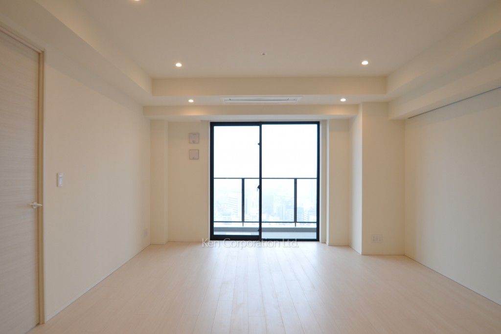 コンフォリア新宿イーストサイドタワーの写真 居室（LDなど） ※29階の同じ間取タイプを撮影。仕様が異なることがあります。