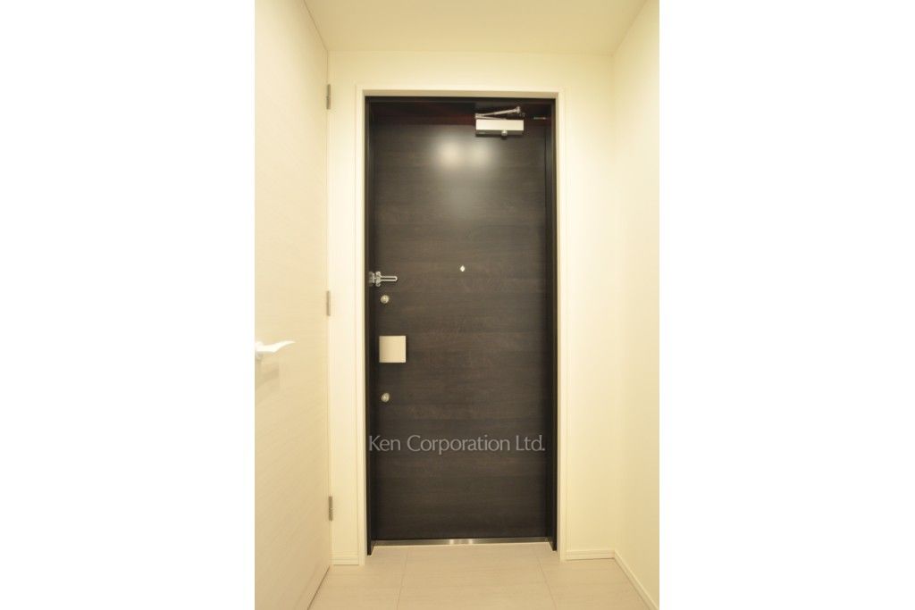 コンフォリア新宿イーストサイドタワーの写真 玄関 ※29階の同じ間取タイプを撮影。仕様が異なることがあります。