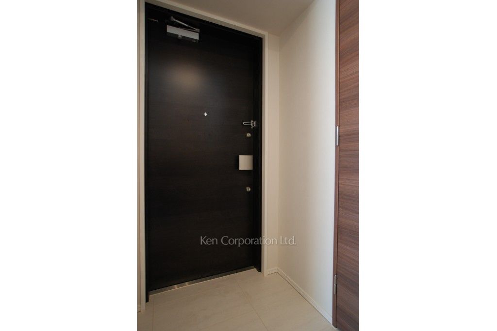 コンフォリア新宿イーストサイドタワーの写真 玄関 ※2階の同じ間取タイプを撮影。仕様が異なることがあります。