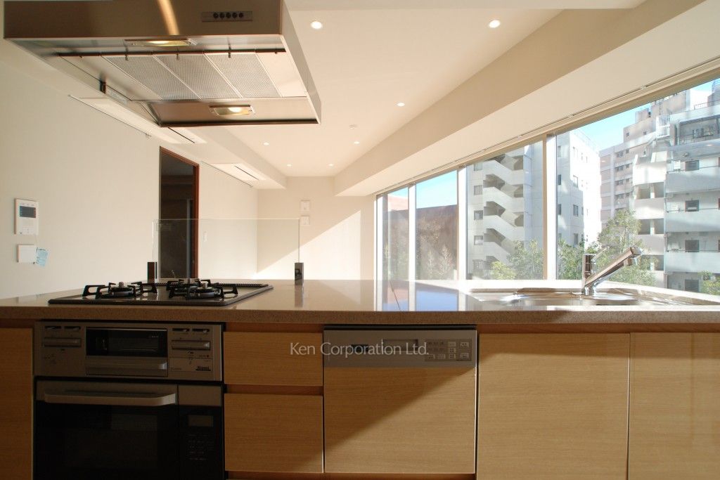 コンフォリア新宿イーストサイドタワーの写真 キッチン ※2階の同じ間取タイプを撮影。仕様が異なることがあります。