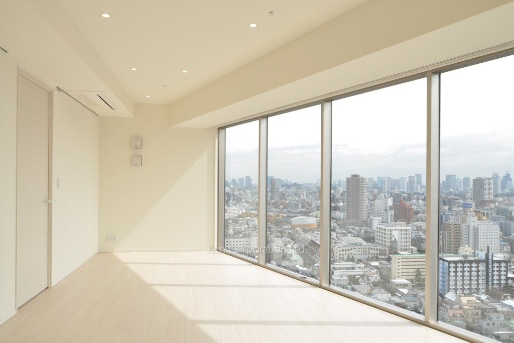 コンフォリア新宿イーストサイドタワーの写真 居室（LDなど） ※25階の同じ間取タイプを撮影。仕様が異なることがあります。