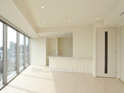 コンフォリア新宿イーストサイドタワーの写真 居室（LDなど）