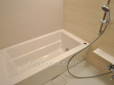 バスルーム ※18階の同じ間取タイプを撮影。仕様が異なることがあります。