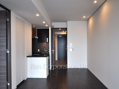 コンフォリア新宿イーストサイドタワーの写真 居室（LDなど）