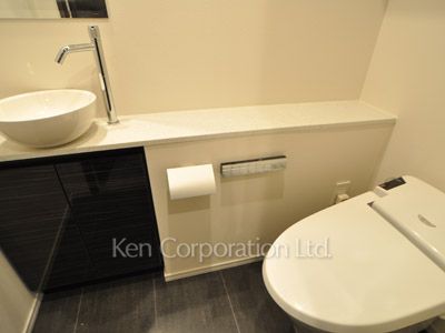 コンフォリア新宿イーストサイドタワーの写真 トイレ