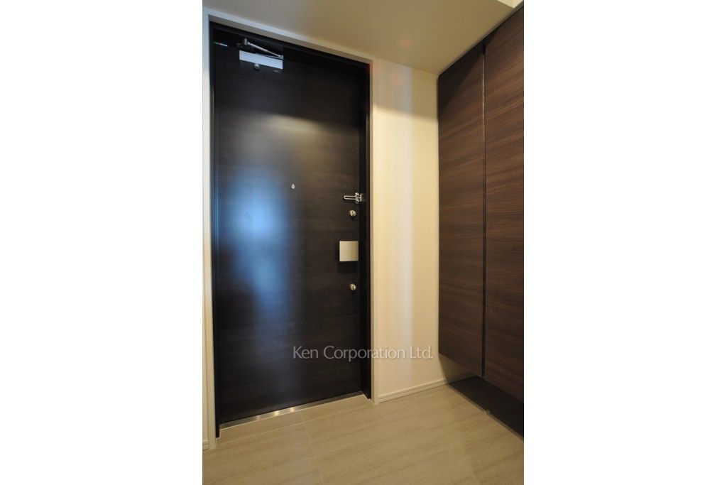 コンフォリア新宿イーストサイドタワーの写真 玄関